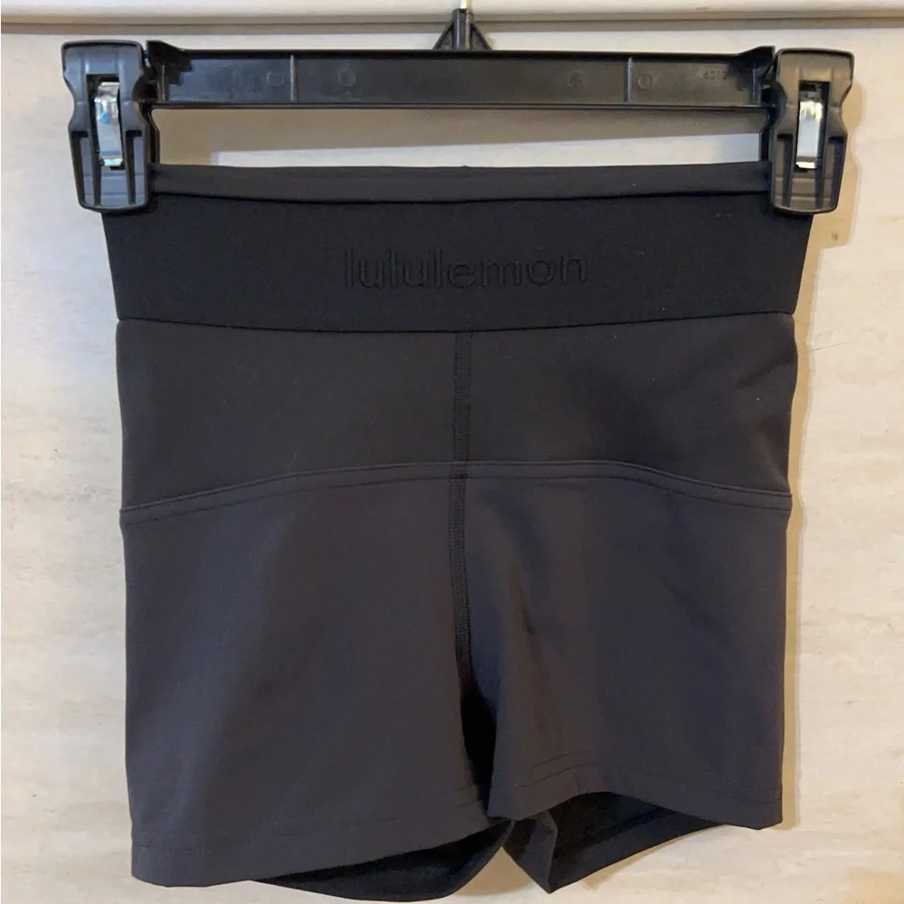 LULULEMON License To Train High-Rise Shorts 2